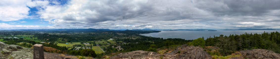 Fototapeta na wymiar Mount Douglas Summit, Vancouver Island