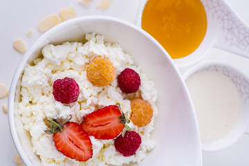 Homemade cottage cheese with berries