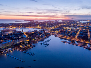 Helsinki by night