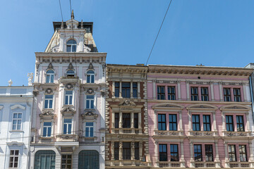 Fototapeta na wymiar house facade in the streets of Linz in Austria