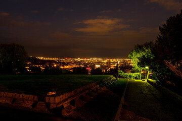 Bratislava bei Nacht - Skyline