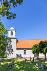 Fototapeta na wymiar Swedish church in the countryside