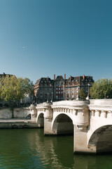 La Romance de Paris