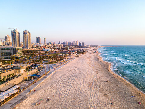 City on the beach summer