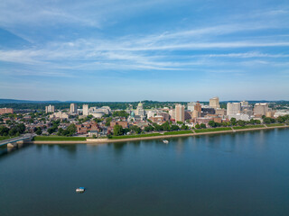 Fototapeta na wymiar Harrisburg Capital and Susquehanna River