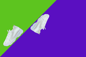  Unisex sports or city shoes demi-season sports shoes in white, highlighted on a purple and green background