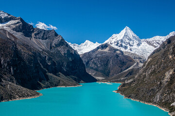 beautiful view on the laguna Paron and the "paramount" mountain in Huascaran national park Peru  © Hadrien