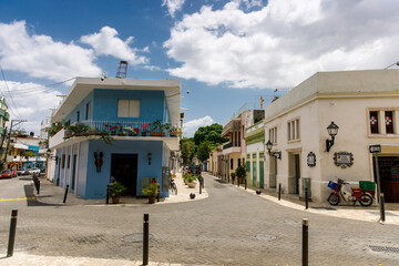 Fototapeta na wymiar Cozy streets of Latin America. SANTO DOMINGO, DOMINICAN REPUBLIC Colonial Zone of Santo Domingo, UNESCO World heritage.