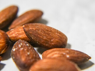 アーモンド　無塩　健康