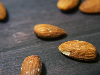 アーモンド　無塩　健康