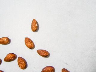 アーモンド　無塩　健康