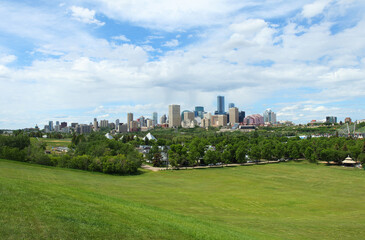 Fototapeta premium Cityscape of Edmonton, Alberta, Canada, during summer. 