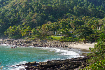 Naklejka na ściany i meble paisagem da linda praia de calhetas no litoral norte de são paulo, município de são sebastião. conceito de viagem e turismo.