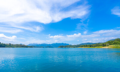 Fototapeta na wymiar Cheow Lan lake, Ratchaprapha Dam, Khao Sok National Park in Thailand.