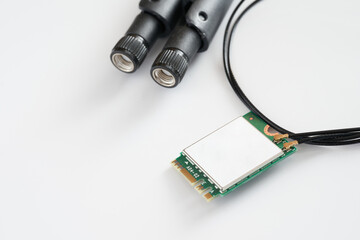 デスクトップパソコンの無線通信モジュール