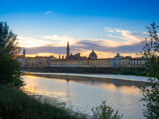 Italia, Firenze, tramonto sulla città.