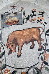 Astral sign mosaic in Galleria Umberto, Napoli: Taurus