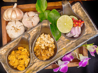 Miang Kham, food containing peanuts, coconut