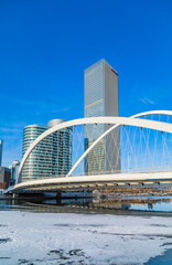 Fototapeta premium Winter scenery of Tianjin bridge and buildings