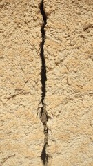 texture crack in the wall