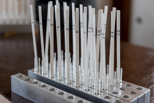 ルームフレグランス　試験紙　調香　イメージ