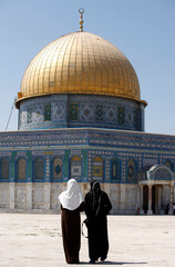 Muslim women at the Dome of the Rock