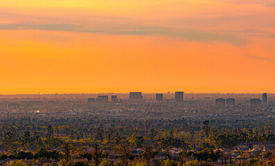Suburban Orange County landscape at sunset in Southern California - 516232618