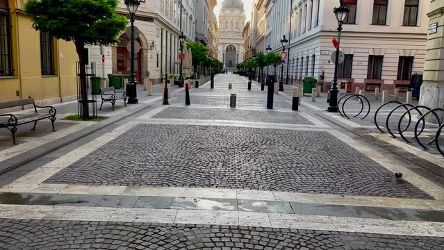 4K panning video of St. Stephen's Basilica in Budapest shot early morning in summer of 2022.