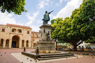 Columbus Statue and Cathedral, Parque Colon, Santo Domingo. Dominican Republic.