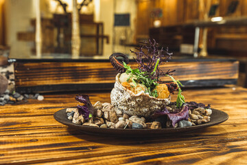 table setting in restaurant