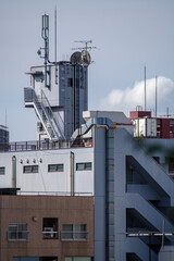 Naklejka premium 東京港区赤坂5丁目の建物と雲の風景