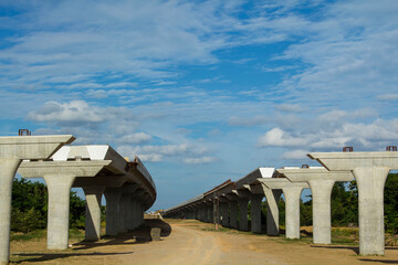 Construction and casting of concrete columns to support the weight of the expressway bridge - under...