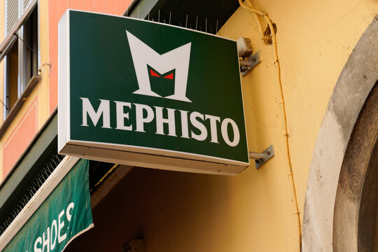 mephisto boutique brand logo and sign text on facade entrance fashion front store