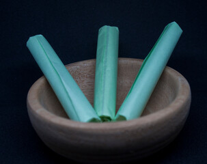 Dodol Lidah Buaya (Aloe Vera) is a typical food from Pontianak. These healthy snacks increase the body's metabolism, boost immunity. Contains high calcium and Vitamin E which is good for health.