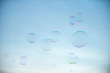 空とシャボン玉