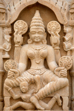 Pashtunath jain temple sculpture