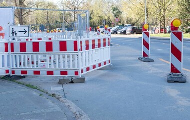 Number of traffic roadblocks on a street in an urban area