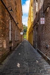 Vintage alley located in the historic downtown district of Charleston, South Carolina