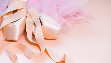 Pointe shoes and a pink tutu skirt