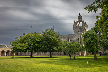 Stimmungsvolle Aufnahme von der Universit&auml;t in Aberdeen, Schottland