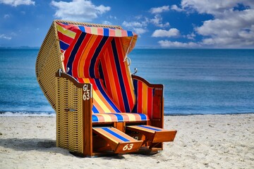 Beach chairs on Timmendorfer Strand - obrazy, fototapety, plakaty