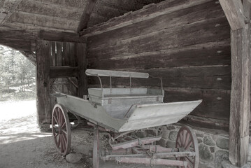 Fototapeta na wymiar horse cart, carriage, old carriage