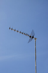 Yagi-Uda type television antenna, directional to watch DTT (Digital Terrestrial Television)