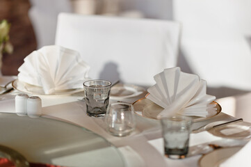 empty glass water on the table
