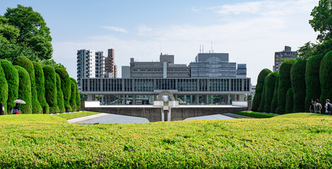 広島平和記念資料館と平和記念公園