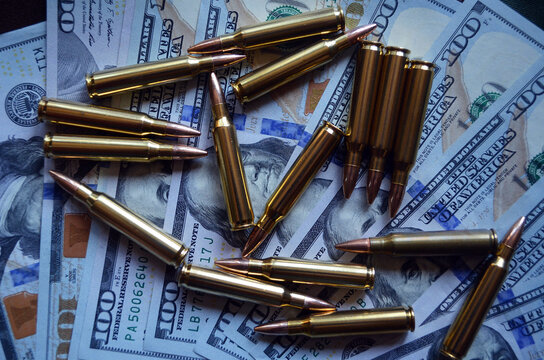 Carbine, ammo in 308 win calibre.