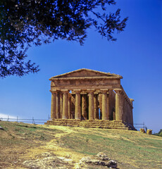 Fototapeta na wymiar Temple of Concordia, Agrigento