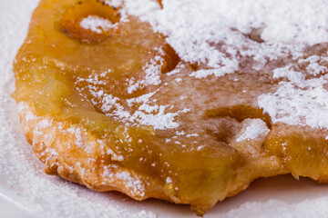 Baked apple rings