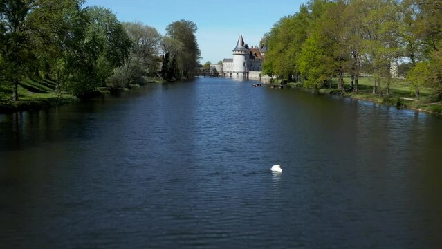 Sologne - Flying above a river in direction to a castle