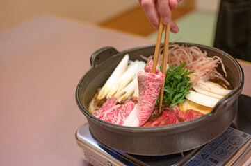 高級霜降りすき焼き